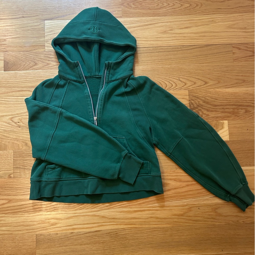 Green lululemon scuba